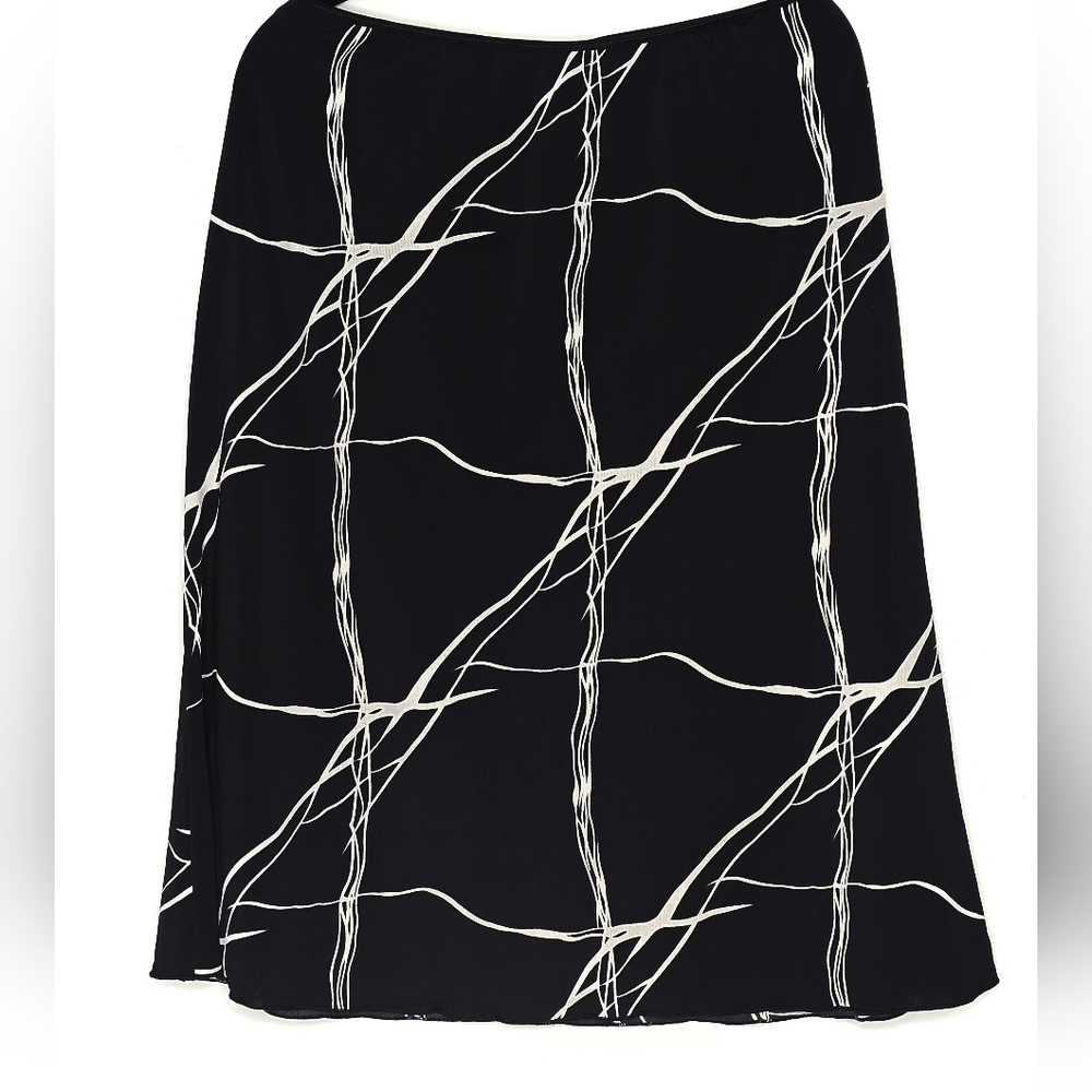 Black and White Women's Skirt - Picture 2 of 3